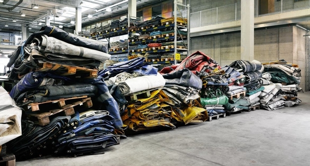 Arbeiten bei FREITAG 525ff9 Arbeiten bei FREITAG 525ff9